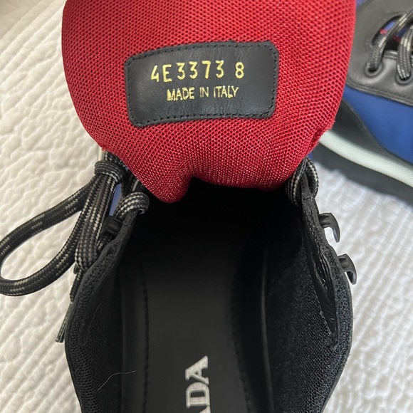 Men’s Size 8 Prada Sneakers - Picture 8 of 8